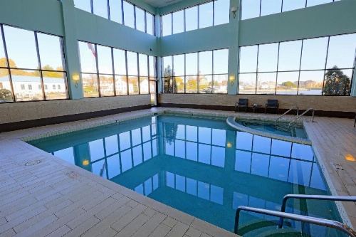 Wyndham Garden Kenosha Harborside image 14