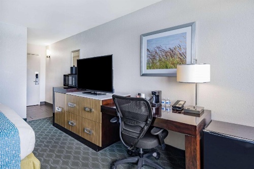 Wyndham Garden Kenosha Harborside image 36