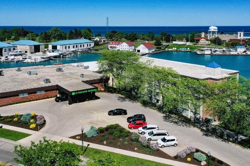 Wyndham Garden Kenosha Harborside image 43